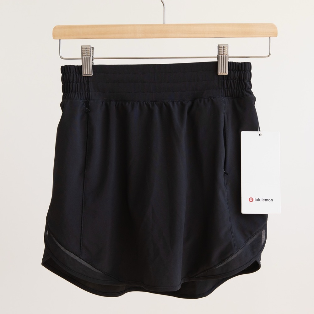 lululemon athletica Black Athletic Skirt Shorts Lightweight Elastic Waist